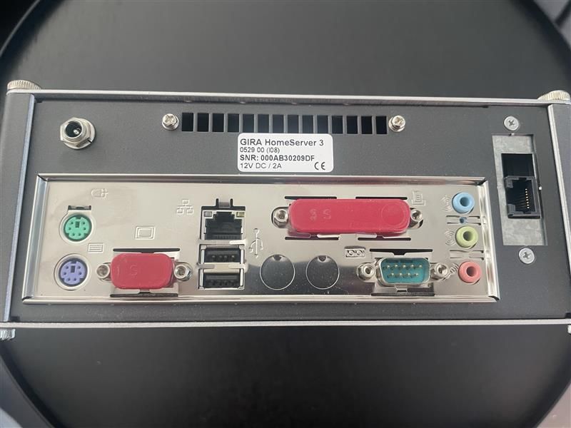 HOMESERVER 3 GIRA 052900 – Bild 2 von 3