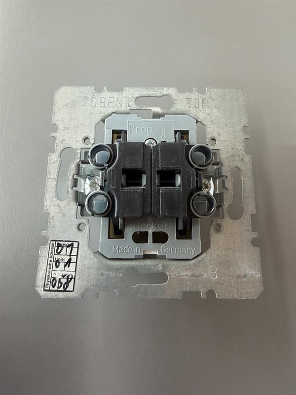 Gruppentaster-BA 2Fach UP Berker 75142100 EIB – Bild 2 von 2