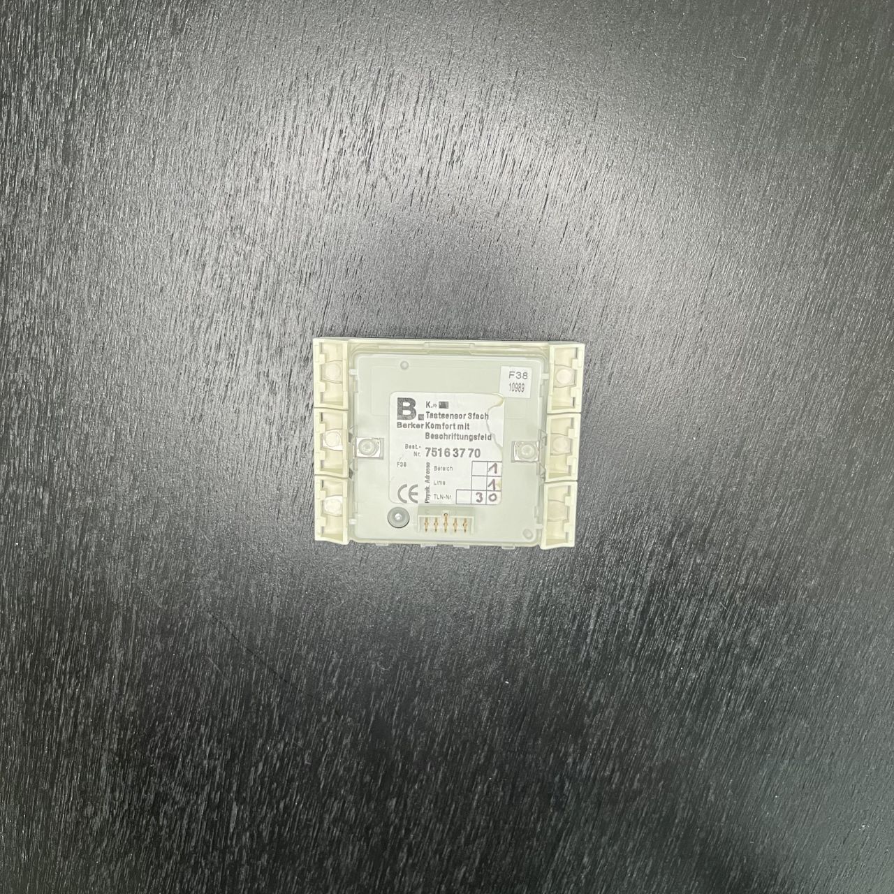 TASTSENSOR 3FACH KOMFORT BERKER 75163770 PWS EIB K.1 – Bild 2 von 2