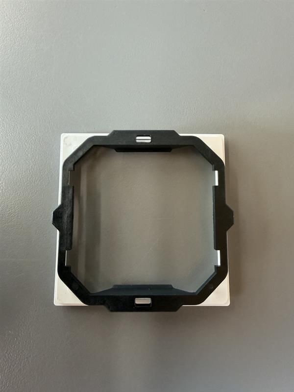 Feller Adapter – Bild 2 von 2